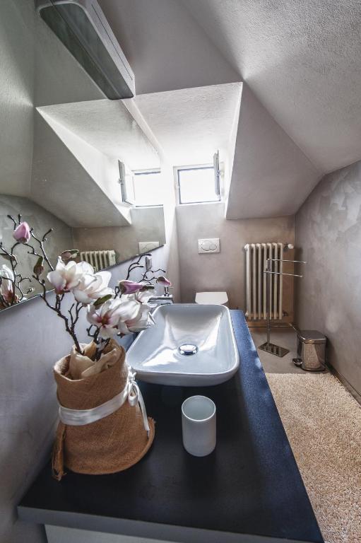 Cute & Cozy Terrace Apartment Bergamo Ruang foto