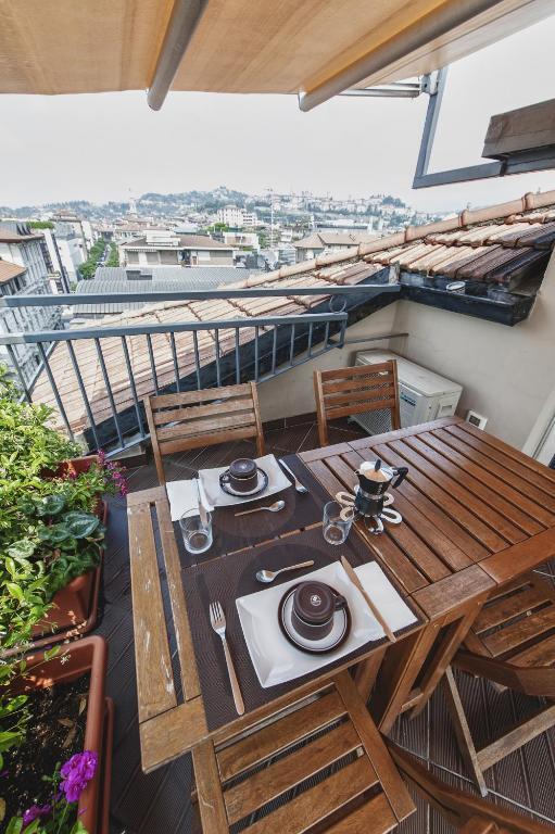 Cute & Cozy Terrace Apartment Bergamo Ruang foto