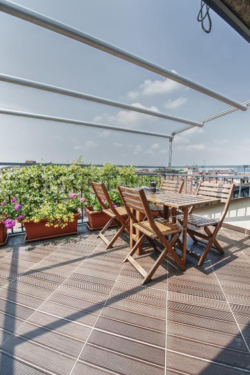 Cute & Cozy Terrace Apartment Bergamo Ruang foto
